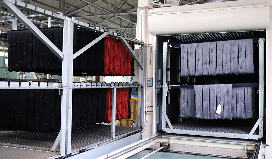 綛糸乾燥機の写真