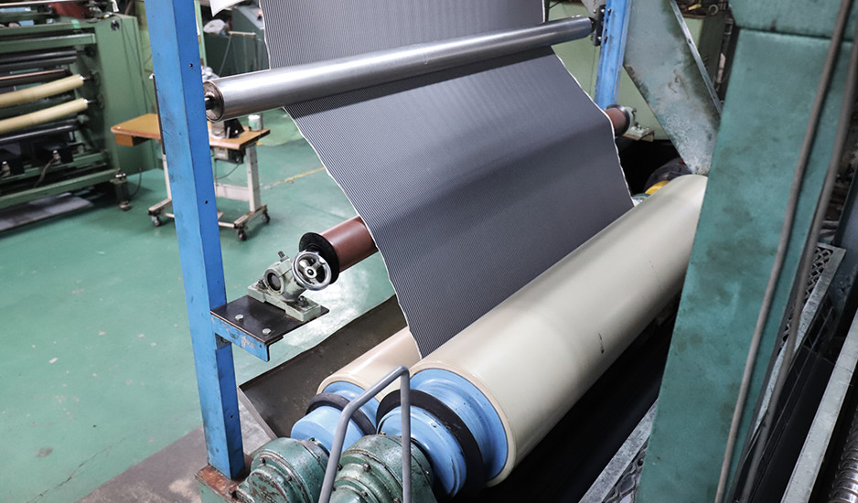 樹脂加工機の写真